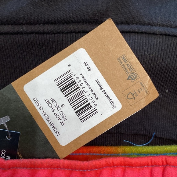 The North Face Pride Set - Picture 6 of 6